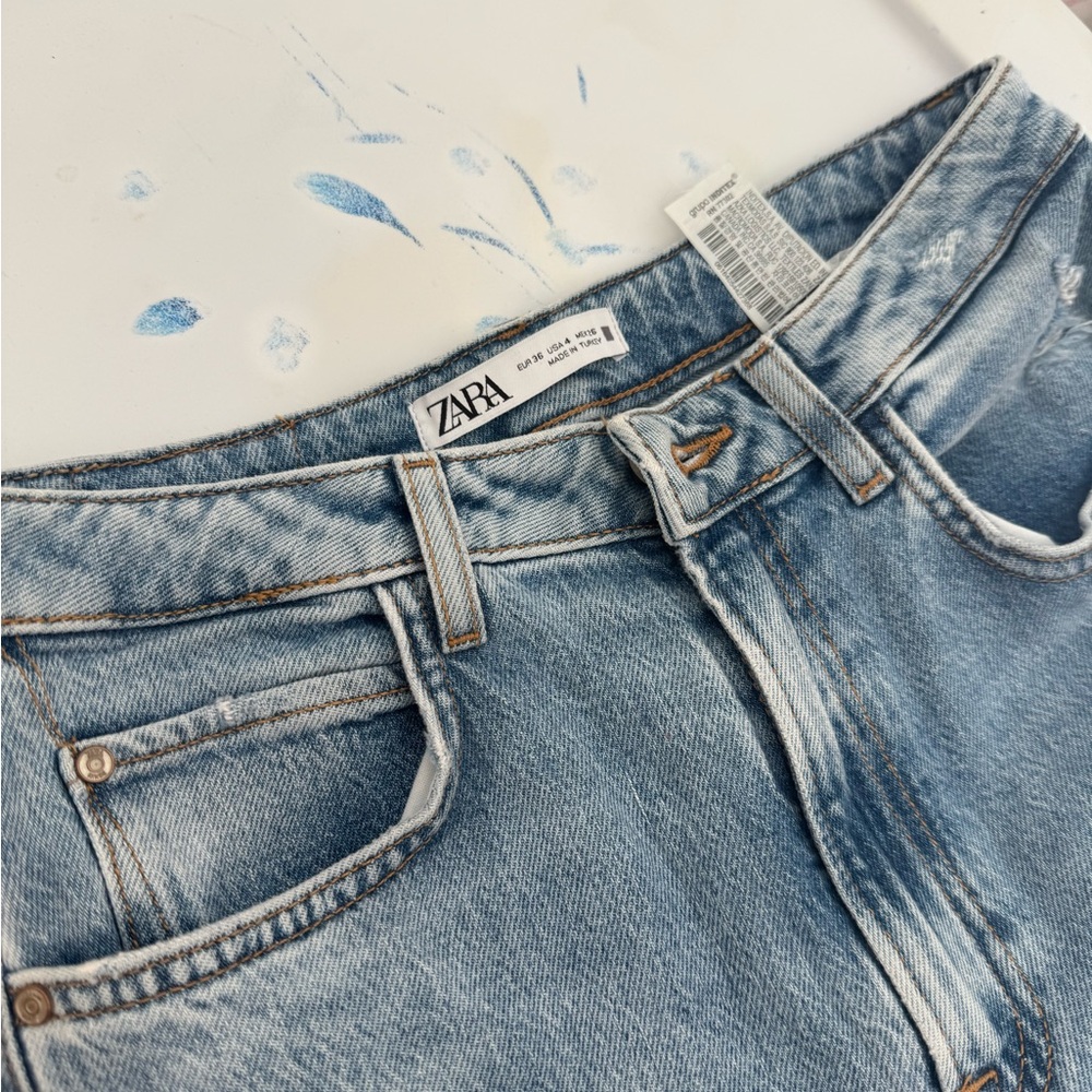 ZARA High-Waisted Straight Leg Jeans – Light Wash size 4 - Picture 11 of 12